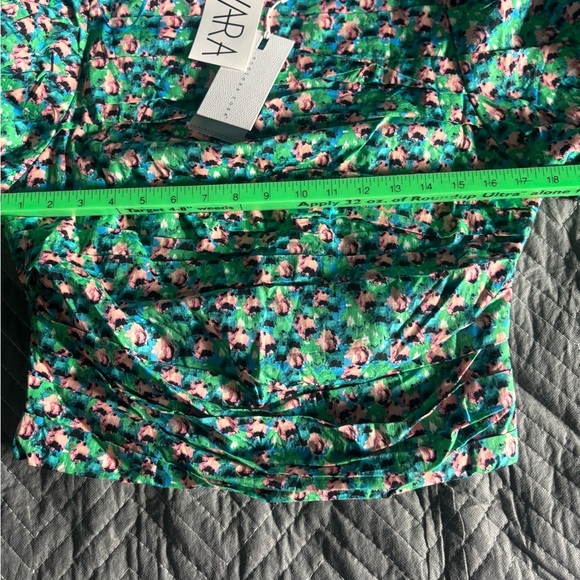 NWT Endless Rose Brianna Top Large Ruched Poplin Top. Colorful. Side zipper. - Picture 4 of 5